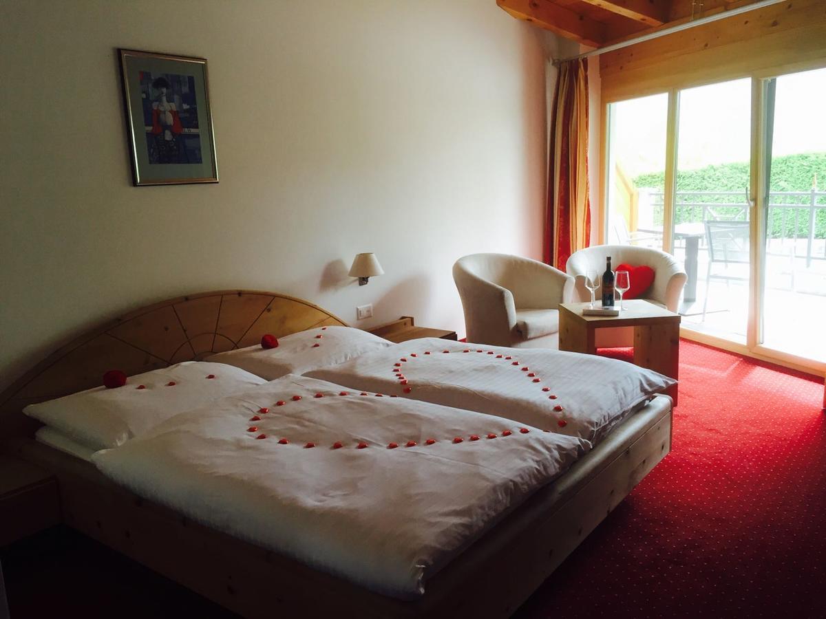 Wellnesshotel Liun B&B 뮈스테어 외부 사진