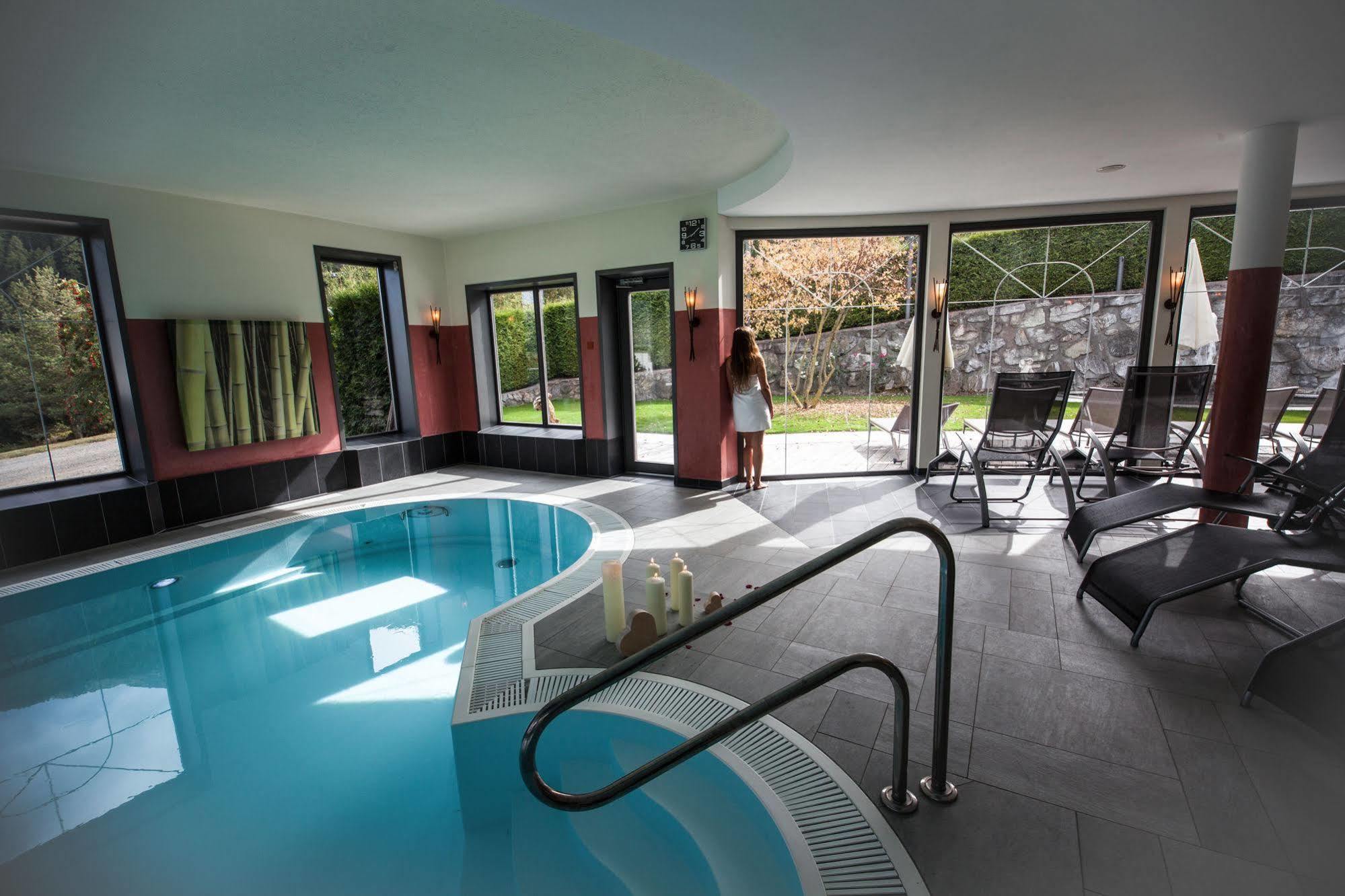 Wellnesshotel Liun B&B 뮈스테어 외부 사진